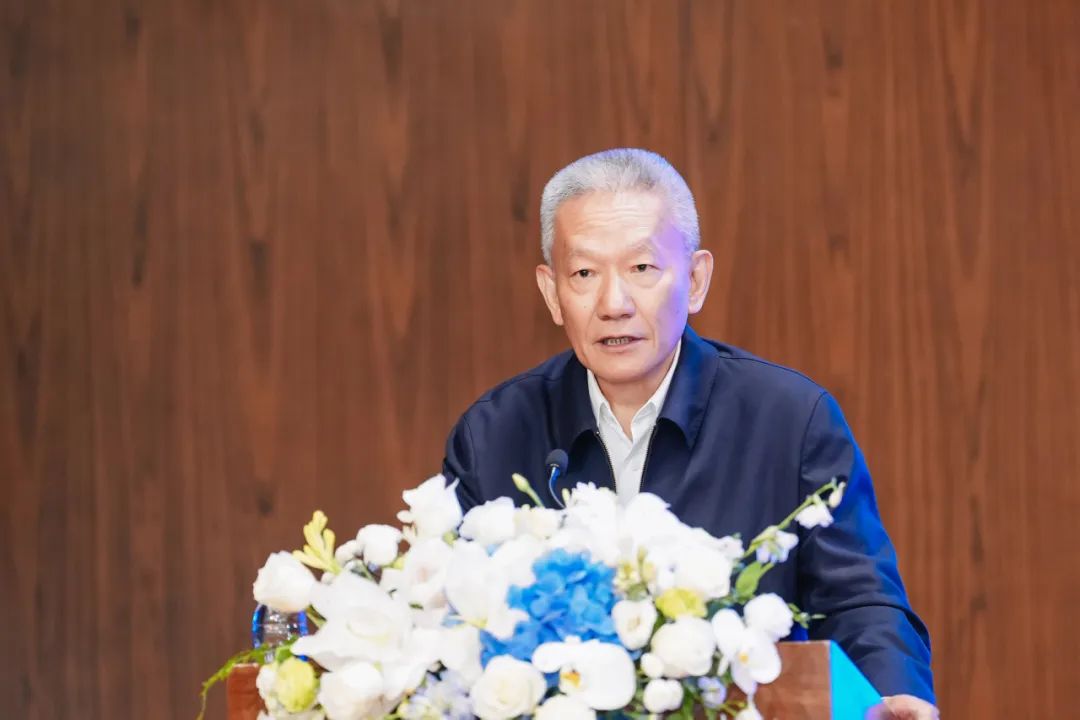 1697445652555215.jpg 邬书林.jpg