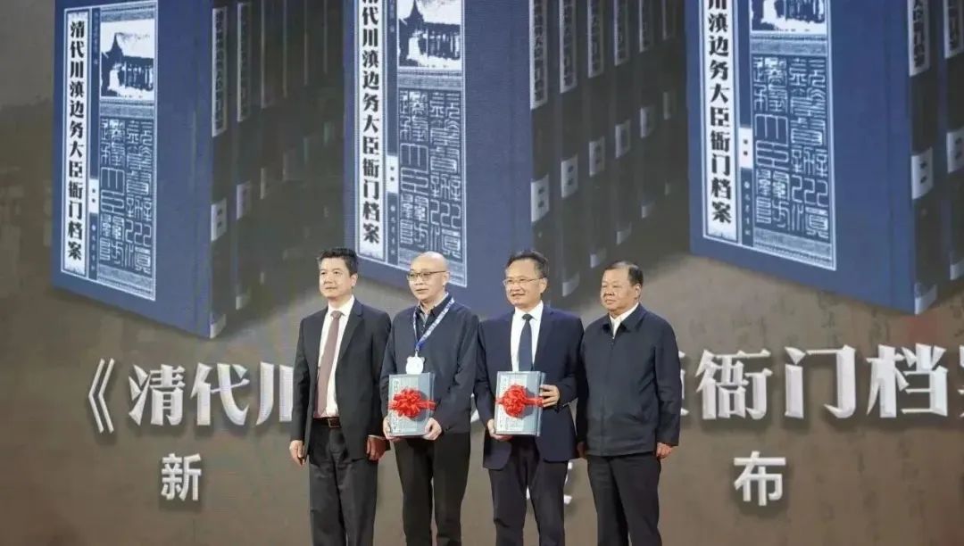 赠送新书.jpg